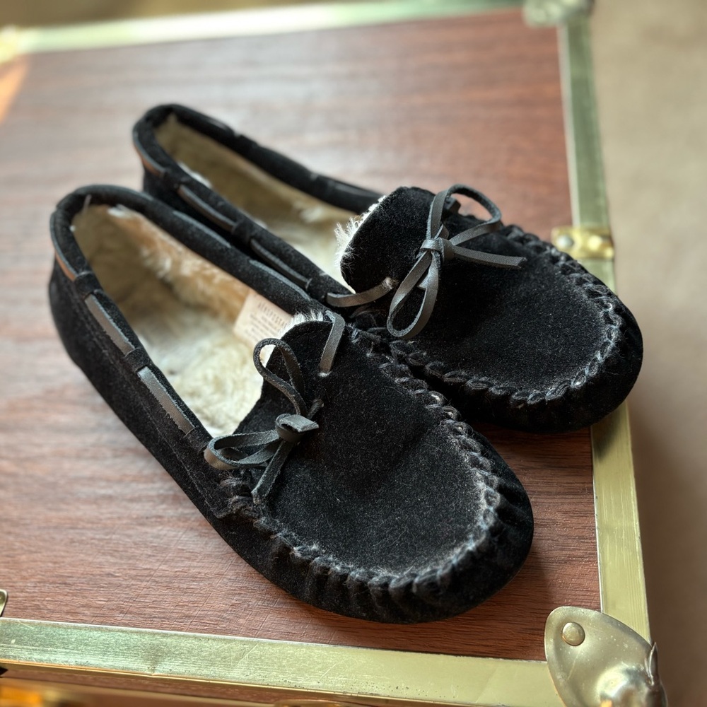 Aeropostale Black Moccasin Slippers